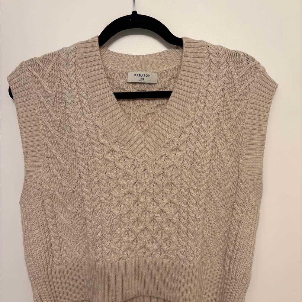Aritzia Sweater Vest